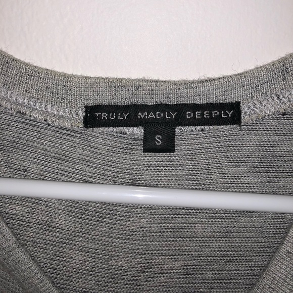 ⭐️Light Grey Graphic Tank - Picture 3 of 3